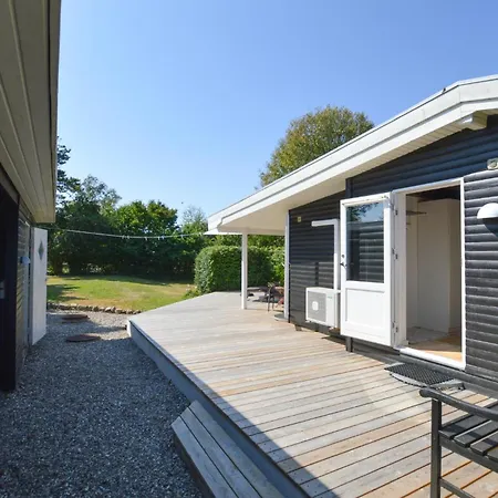 Beautiful In With Kitchen Holiday home *